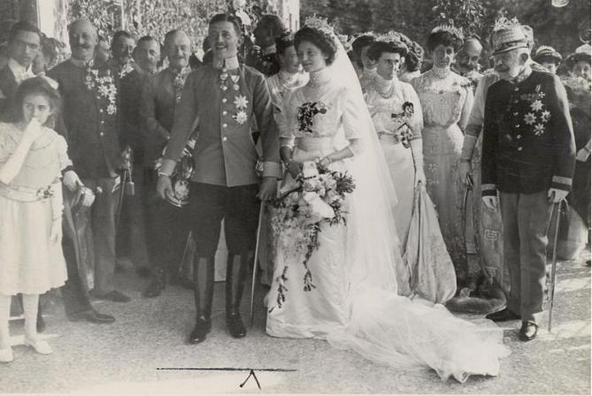 800px hochzeit erzh karl und zita schwarzau 1911c