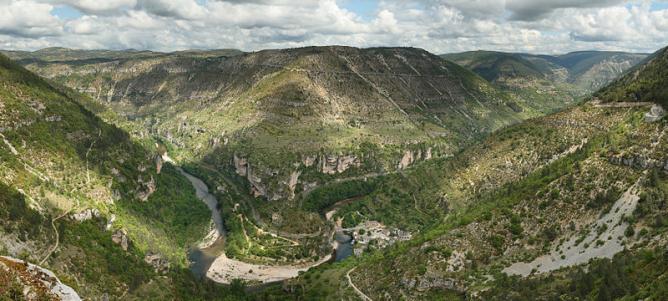 800px saint chely tarn 2