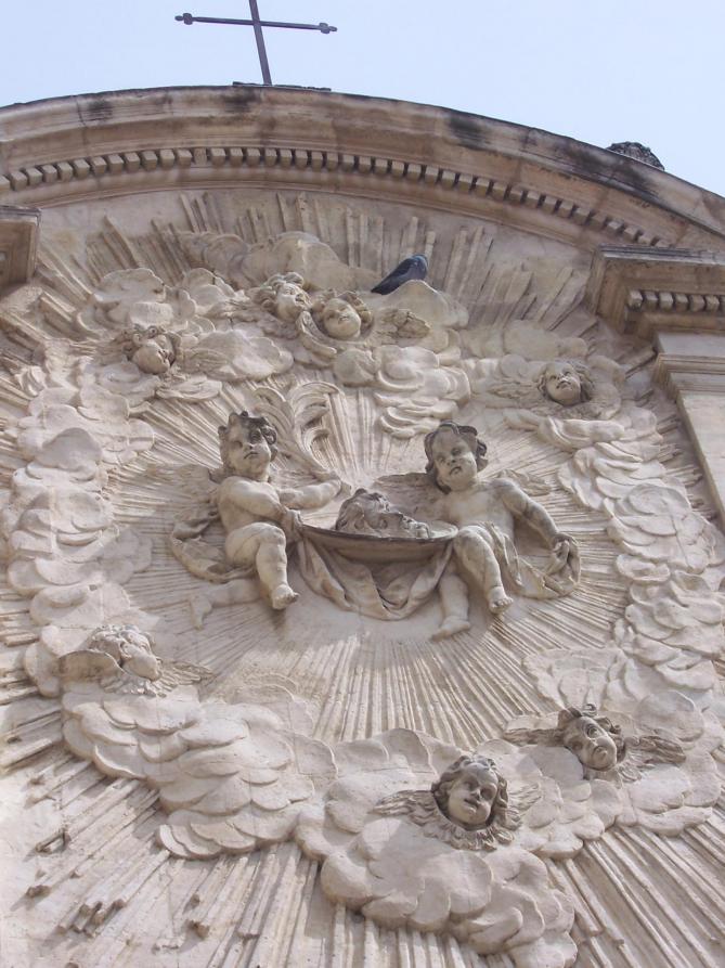 Detail de la chapelle des penitents noirs d avignon