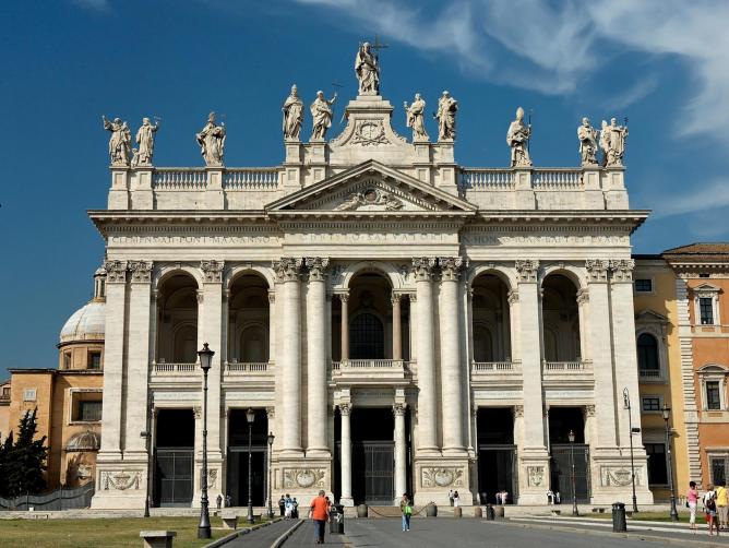 Facade san giovanni in laterano 2006 09 07 11