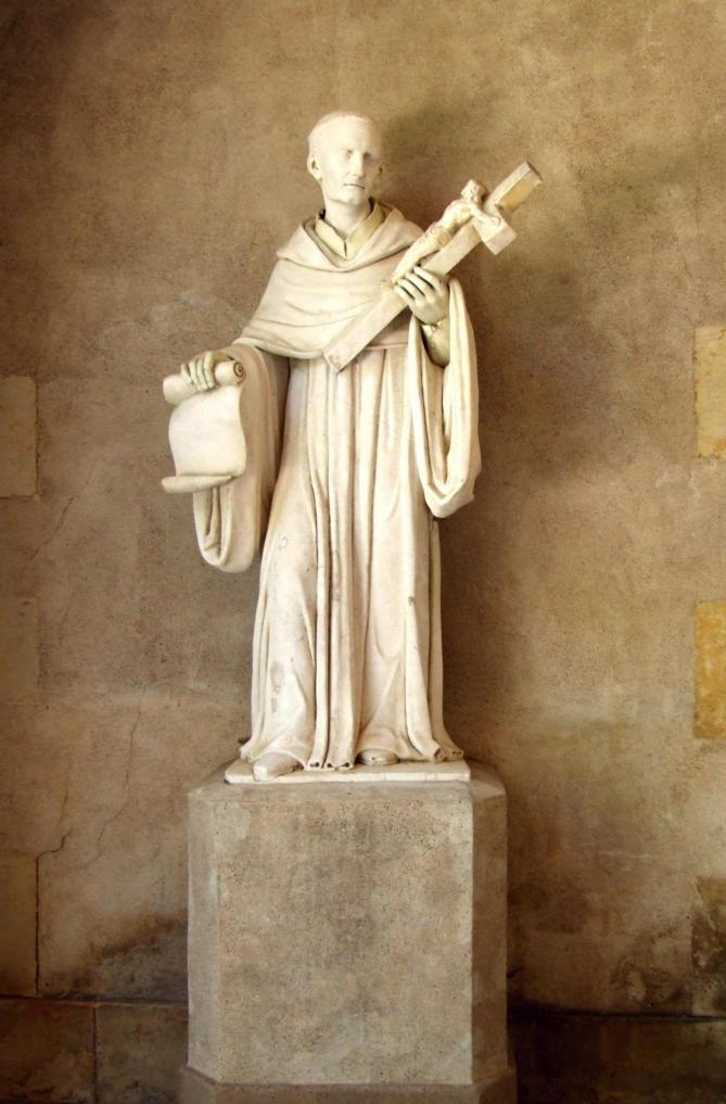 Maison natale de saint bernard statue