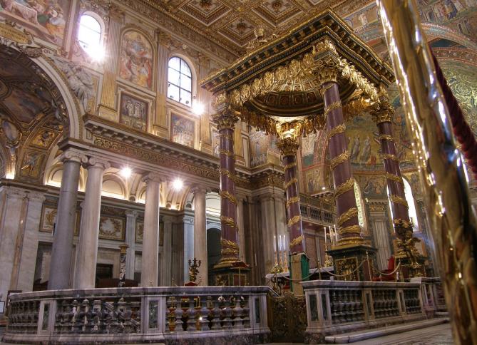 Rom santa maria maggiore papstaltar 1